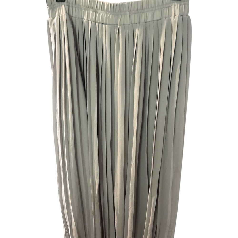 Elegant Gray Maxi Pleated Skirt W 15-19 L 31
